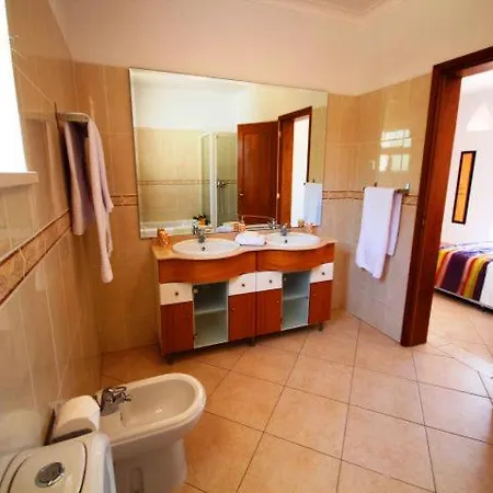 Almancil Sleeps 12 Pool Air Con Wifi Villa Alfarrobeira (Loule)